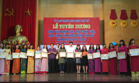 Quận Tây Hồ (Hà Nội) tuyên dương giáo viên dạy giỏi, học sinh giỏi năm học 2016-2017 ảnh 3 Quận Tây Hồ (Hà Nội) tuyên dương giáo viên dạy giỏi, học sinh giỏi năm học 2016-2017 ảnh 3