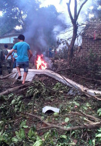 Hà Nội: Trực thăng rơi, nhiều người gặp nạn ảnh 2