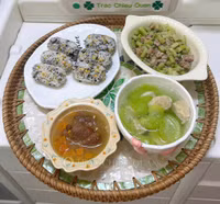 Mâm cơm cữ chồng nấu chăm vợ sau sinh khiến hội chị em ngưỡng mộ