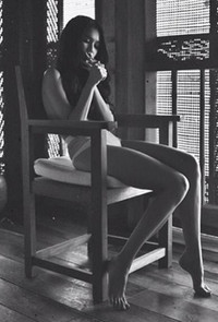 Ngọc Trinh đồng tính, ngáo đá? ảnh 1 Ngọc Trinh đồng tính, ngáo đá? ảnh 1