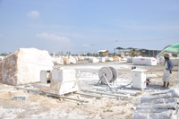 Làng đá mỹ nghệ Non Nước lớn nhất Việt Nam sôi động mùa Tết ảnh 2