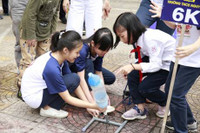 Trường THCS Nguyễn Du: Ngày hội STEM - khơi dậy niềm đam mê khoa học ảnh 4 Trường THCS Nguyễn Du: Ngày hội STEM - khơi dậy niềm đam mê khoa học ảnh 4