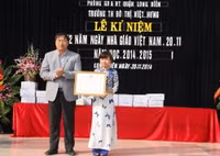 Trường Tiểu học Đô thị Việt Hưng (Hà Nội) tuyên dương GV xuất sắc ảnh 4 Trường Tiểu học Đô thị Việt Hưng (Hà Nội) tuyên dương GV xuất sắc ảnh 4