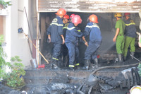 Bà hỏa thiêu rụi kho chứa lốp cao su ảnh 4