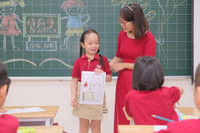 ‘Chú lính chì’ Thiện Nhân trong ngày khai giảng ở trường mới ảnh 4