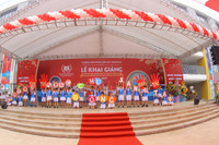 ‘Chú lính chì’ Thiện Nhân trong ngày khai giảng ở trường mới ảnh 7