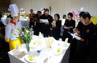 Hai chàng trai đăng quang cuộc thi “Đầu bếp trẻ tài năng 2016” ảnh 2 Hai chàng trai đăng quang cuộc thi “Đầu bếp trẻ tài năng 2016” ảnh 2