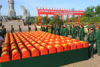 Truy điệu, cải táng hài cốt liệt sĩ quân tình nguyện và chuyên gia Việt Nam ảnh 2