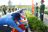 Truy điệu, cải táng hài cốt liệt sĩ quân tình nguyện và chuyên gia Việt Nam ảnh 6