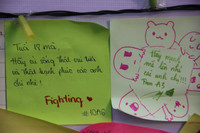 Thầy cô nhảy dân vũ đón tuổi 18 cùng học trò ảnh 5