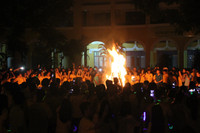 Thầy cô nhảy dân vũ đón tuổi 18 cùng học trò ảnh 8