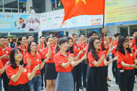 Sinh viên TPHCM nôn nao trước giờ bóng lăn ảnh 4 Sinh viên TPHCM nôn nao trước giờ bóng lăn ảnh 4