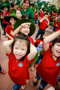 Một ngày học làm chiến sĩ của học sinh tiểu học ảnh 4