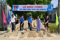 Hành trình “Theo bước chân người anh hùng” ảnh 5