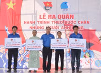 Hành trình “Theo bước chân người anh hùng” ảnh 4