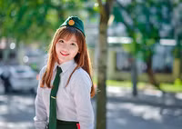 Khuôn mặt bầu bĩnh đáng yêu cùng với nước da trắng là lợi thế của Nhật Linh trước ống kính máy ảnh