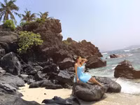 Hoa khôi sinh viên Hà Nội rạng rỡ du xuân ảnh 17