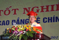 Trường ĐH Quy Nhơn: Trao bằng tốt nghiệp cho 1.774 sinh viên ảnh 1