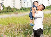 Tú Dưa - người đàn ông nhiều vợ, đông con của showbiz Việt ảnh 3 Tú Dưa - người đàn ông nhiều vợ, đông con của showbiz Việt