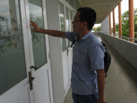 Ngân hàng Viettinbank niêm phong phòng học, phụ huynh hoang mang ảnh 5