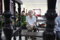 Tuyên án vụ “yêu râu xanh” gần 70 tuổi hiếp dâm cháu bé 12 tuổi ảnh 1 Tuyên án vụ “yêu râu xanh” gần 70 tuổi hiếp dâm cháu bé 12 tuổi ảnh 1