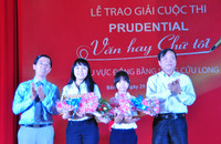 Trao giải “Prudential - Văn hay chữ tốt” khu vực ĐBSCL ảnh 3