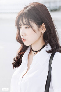 Nữ sinh trường Múa xinh đẹp làm mẫu ảnh từ năm 12 tuổi ảnh 9