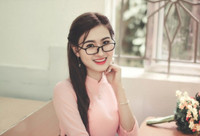 Thiếu nữ Hà thành duyên dáng tà áo dài chào mừng 20/11 ảnh 1