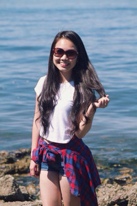 Học sinh có thể học online ở nhà mà không cần phải lên trường học, được chọn những môn học phụ mà mình yêu thích.