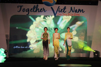 Ngắm áo dài nhớ về mười hai mùa hoa ảnh 12