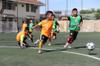 Nghệ An: Mặc trời nắng, cầu thủ nhí vẫn ra sân quyết liệt ảnh 5