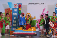 Học sinh hào hứng tìm hiểu kỹ năng tham gia giao thông an toàn ảnh 7