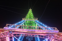 Nghệ An: Bà con xứ đạo dựng “tháp Eiffel” bằng tre đón Giáng sinh ảnh 2