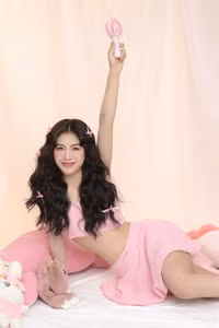 Đón sinh nhật tuổi 22, tiền vệ Thanh Nhã khiến triệu fan 'phát sốt'