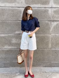 Bí quyết diện áo sơ mi cá tính, quyến rũ 