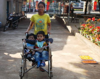 Gia Lai: Chia sẻ tết với trẻ em mồ côi, khuyết tật ảnh 3