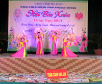 Hà Tĩnh: Hội Báo Xuân 2014 và quà tết cho học sinh Vũ Quang ảnh 5 Hà Tĩnh: Hội Báo Xuân 2014 và quà tết cho học sinh Vũ Quang ảnh 5