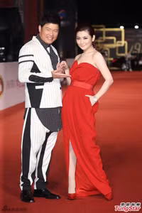 Dàn mỹ nhân Đài Loan khoe lưng trần gợi cảm trên thảm đỏ 5