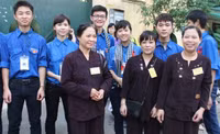Màu xanh tình nguyện đẹp mãi tiếp sức mùa thi. ảnh 4