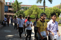 Đa chiều cảm xúc sau buổi thi môn Toán ảnh 3 Đa chiều cảm xúc sau buổi thi môn Toán ảnh 3