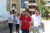 Đa chiều cảm xúc sau buổi thi môn Toán ảnh 2 Đa chiều cảm xúc sau buổi thi môn Toán ảnh 2