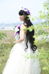 Cô giáo tương lai tóc mây dịu dàng ảnh 4