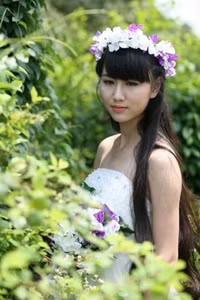 Cô giáo tương lai tóc mây dịu dàng ảnh 5