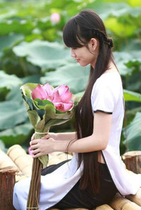 Cô giáo tương lai tóc mây dịu dàng ảnh 11