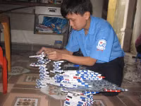 Tái chế bút bi thành sản phẩm thân thiện với môi trường ảnh 3