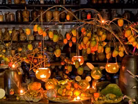 Những cành hồng quả cắm bình đẹp mê mẩn, mang cả mùa Thu vào nhà