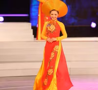 Nữ sinh 9X xinh đẹp nói về 8 chữ vàng của phụ nữ Việt Nam ảnh 3