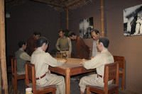 Học sinh tìm hiểu hoạt động sáng tạo trong bảo tàng Văn học ảnh 10