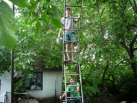 Xem bộ hình này bạn sẽ hiểu ngay vì sao phụ nữ sống lâu hơn đàn ông - Ảnh 9.