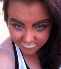 Danh sách đen những kiểu lông mày xấu ma chê, quỷ hờn mà bạn nên né - Ảnh 2.